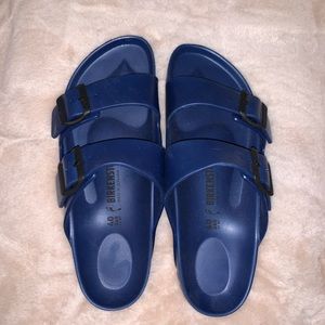 Blue birks